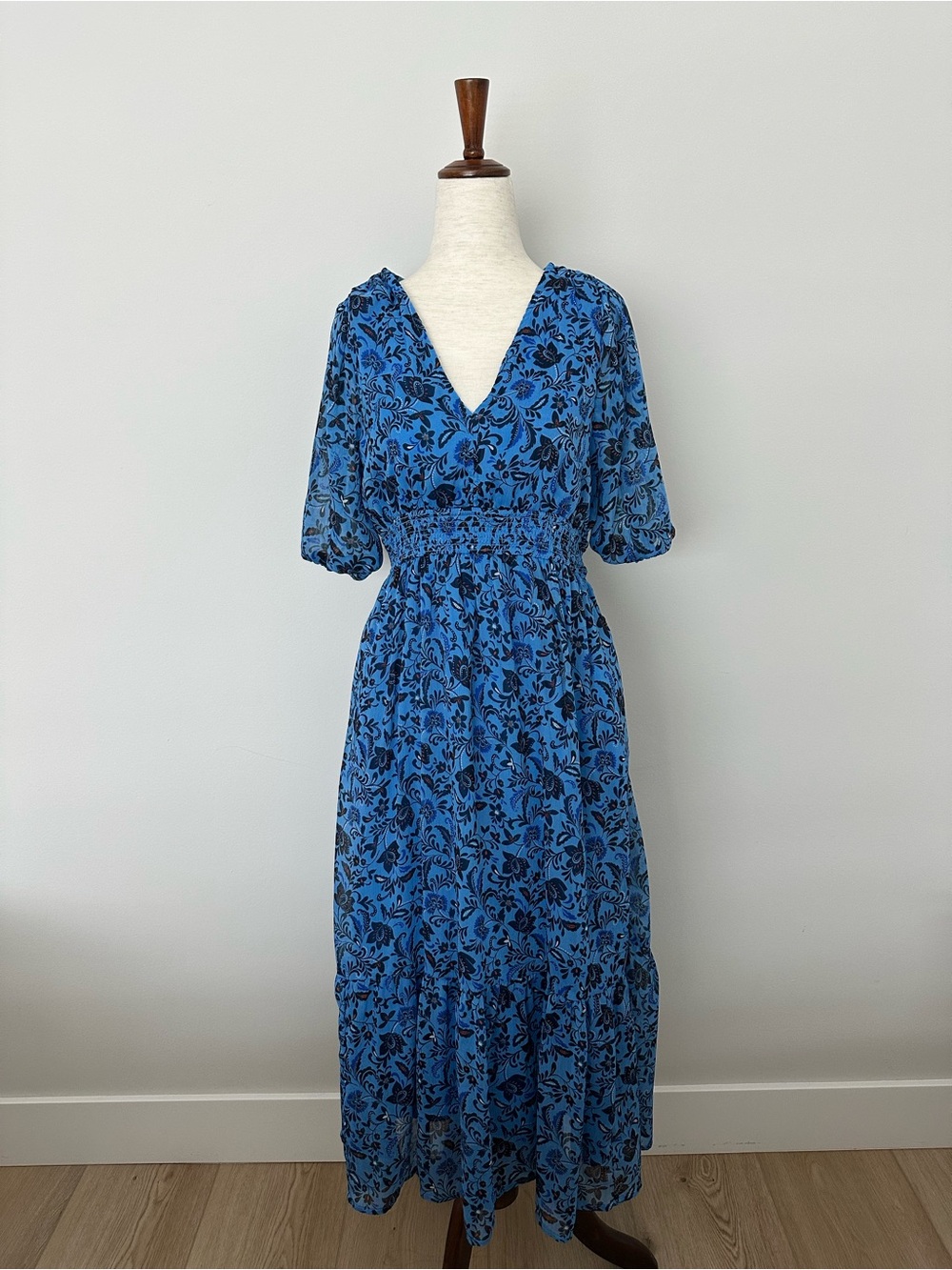 Old Navy  Blue Floral midi Dress